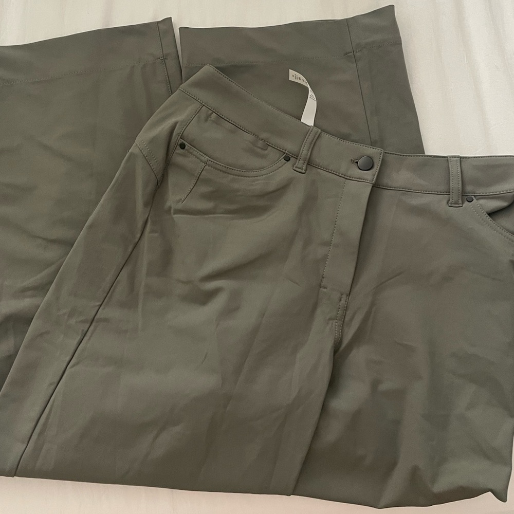 Lululemon City sleek wide leg pant, size 29. EUC worn once!! Grey sage.